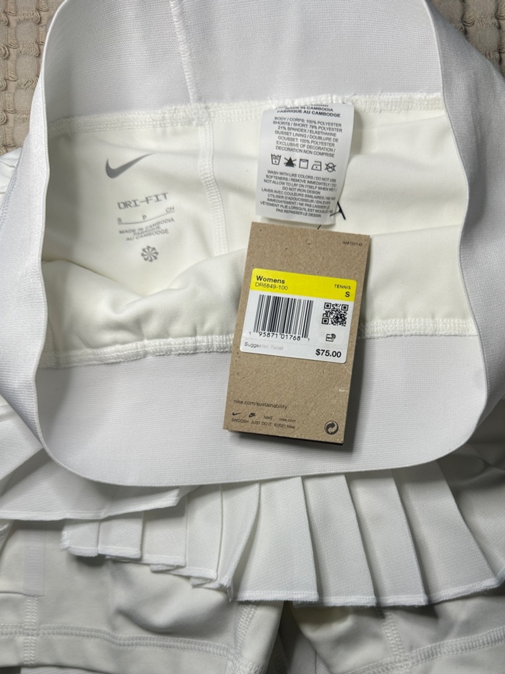 Nike White Pleated Tennis Skort - Picture 5 of 6